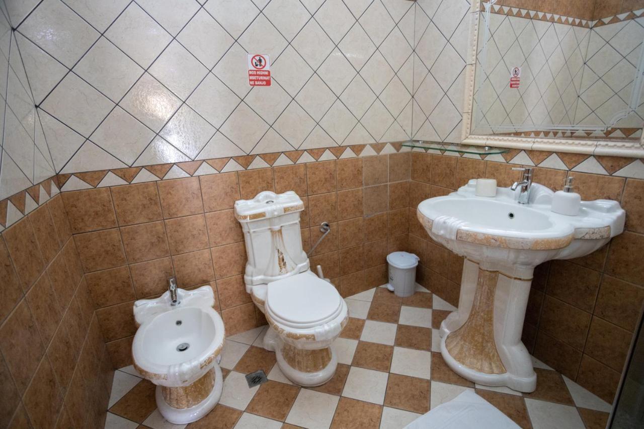 Vila Aulona Vlore Exterior photo