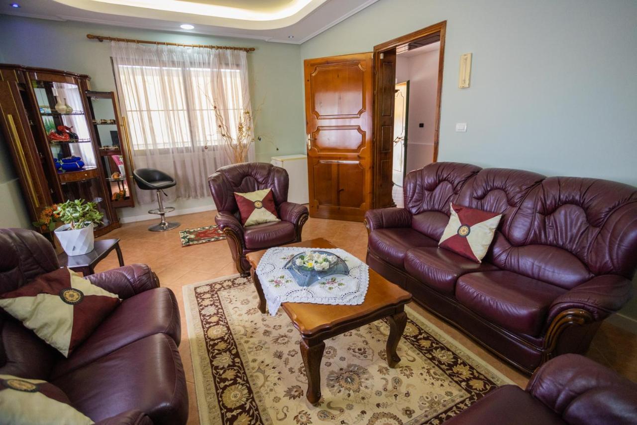 Vila Aulona Vlore Exterior photo