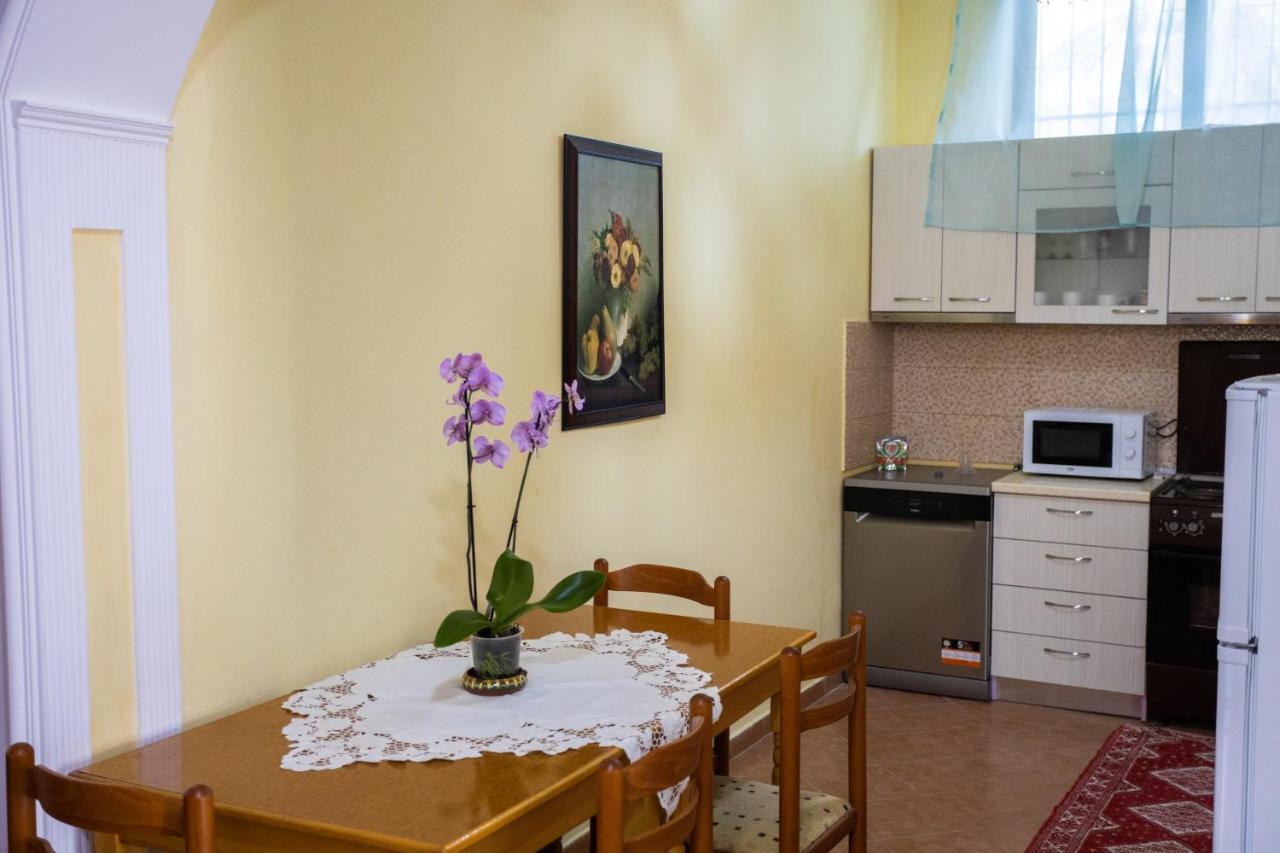 Vila Aulona Vlore Exterior photo